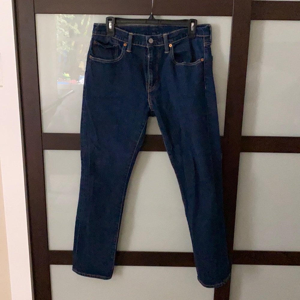 Levi’s 502 Jeans
